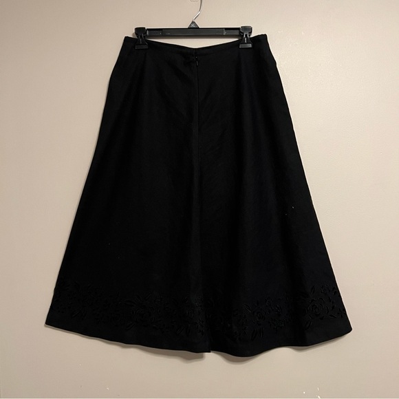 Vintage Talbots Skirt sz 10 Petite Black Linen Floral Cutouts Eyelet A Line Midi - Picture 2 of 7